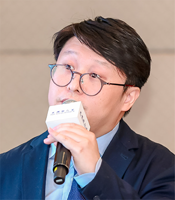Hugh-ZENG.png